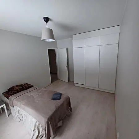 Libo-apartment, Myllymaeki 5,19